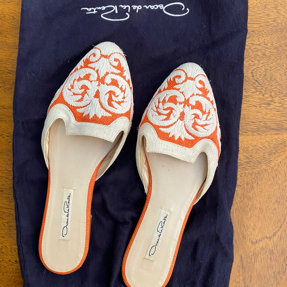 Oscar de la Renta orange and cream raffia mules. Size 7 but fit 6.5.